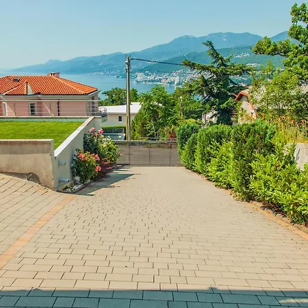 Vikendica House With A Parking Space Matulji, Opatija - 16038 Rijeka