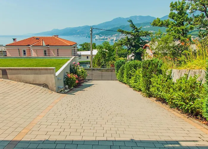 Ferienhaus House With A Parking Space Matulji, Opatija - 16038 Rijeka